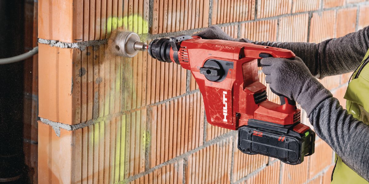 L161401_cropped (5593599)