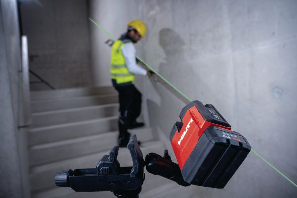 HILTI PV11 ラインレーザー PM 20-CG 12V 下げ振りおよびクロスラインレーザー - レーザー