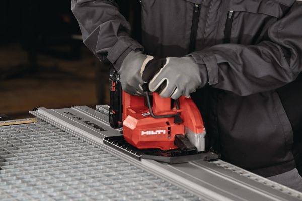 Guide rail accessories for circular saws