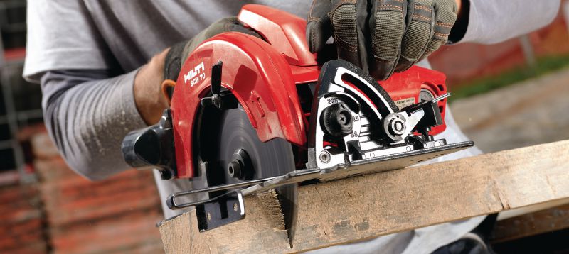 Hilti SCW 70/ WSC 7.25-S CIRCULAR SAW 新品 Hilti WSC 7.25-S 15 Amp 7-1/4 in. Circular Saw 427728 - The