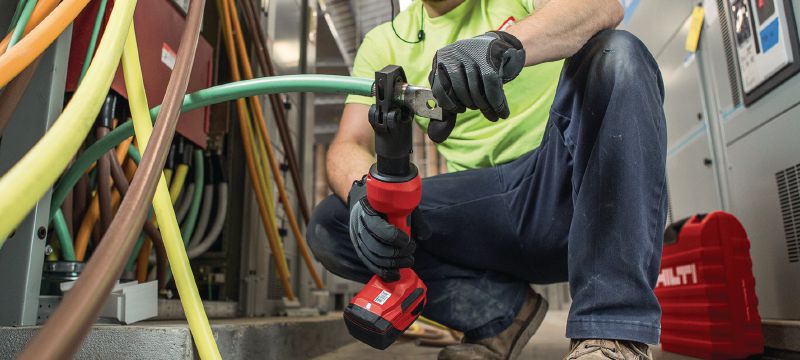 NCR 60-A Dieless 6-Ton crimper - Cable cutters and crimpers