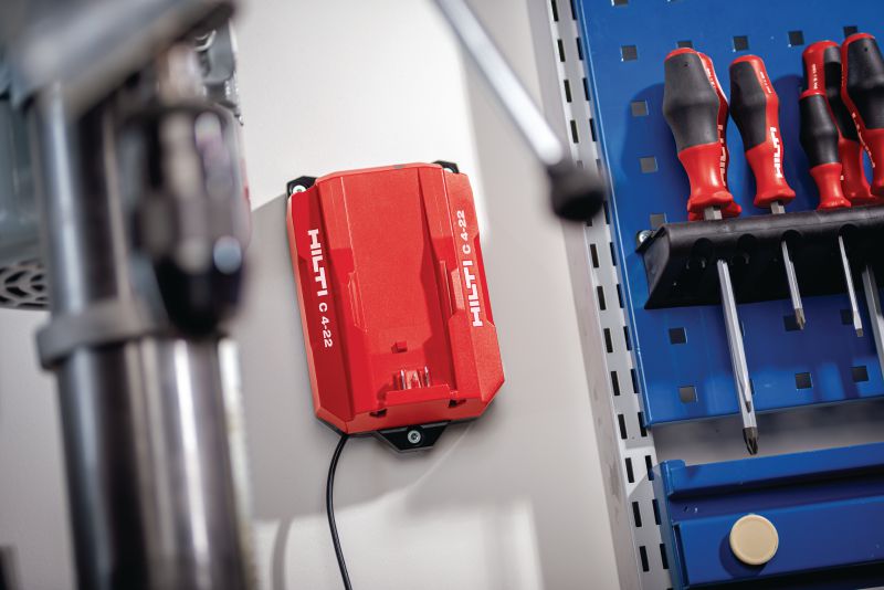 新品！HILTI充電式 全ネジカッター バッテリー・充電器付き C 6-22 Nuron 高速充電器 - バッテリー・充電器 - Hilti Japan