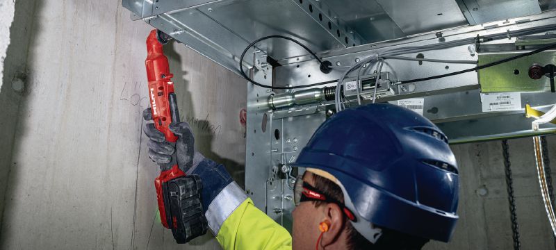 SIW 4R-22 3/8” Right-angle impact wrench - Impact drivers SIW 4R-22 3/8” Right-angle impact wrench - Impact drivers