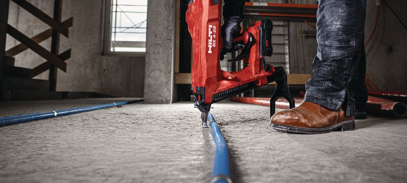 BX 4-ME-22 充電式コンクリートネイラー（M&E 版） - 鋲打機 - Hilti Japan
